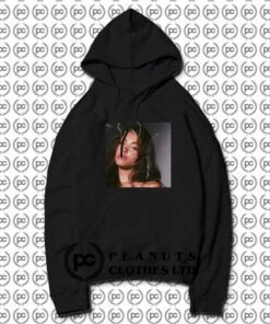 Madison Beer Smoke Classic