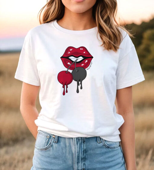 Luscious Lips Dripping T Shirt